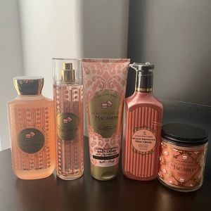 Bath & Body Works Peach Prosecco Macaron Bundle
